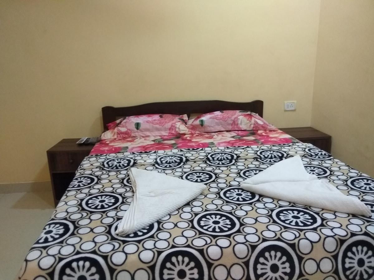Hayden Guest House Calangute Ngoại thất bức ảnh