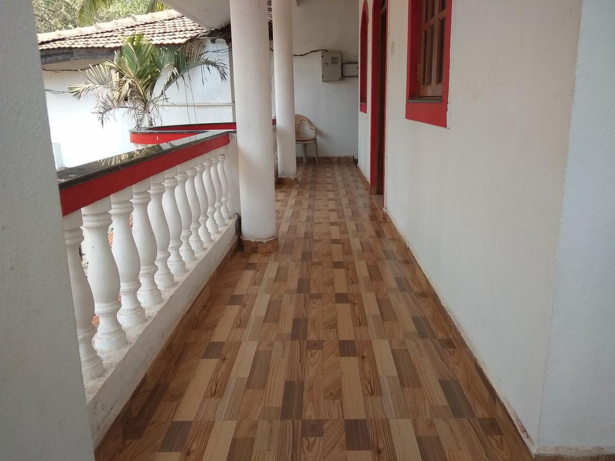 Hayden Guest House Calangute Ngoại thất bức ảnh