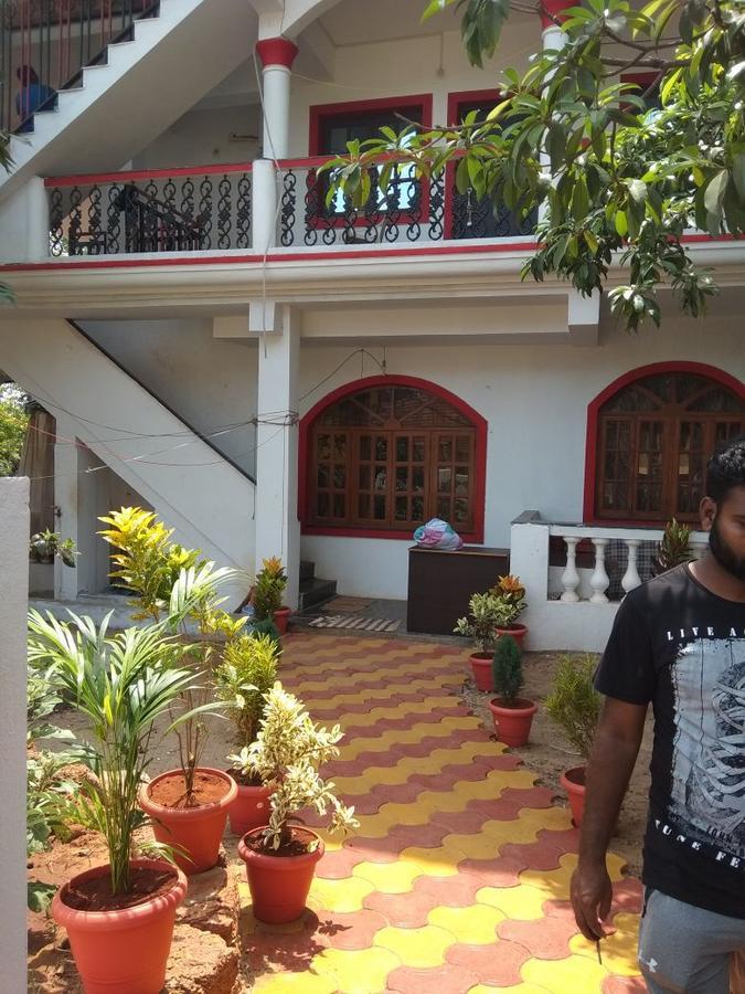 Hayden Guest House Calangute Ngoại thất bức ảnh